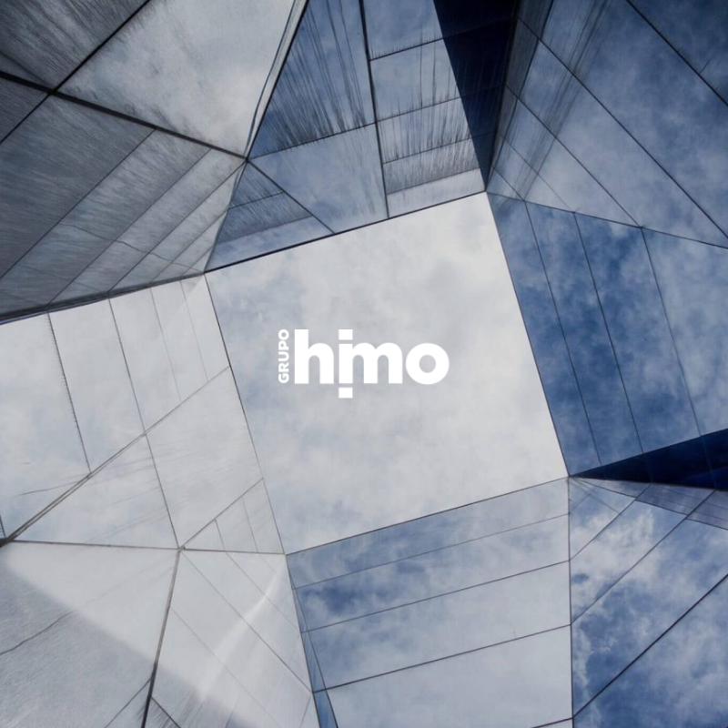 edificio com logo grupo himo
